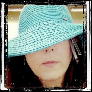 Meet your Posher, V.